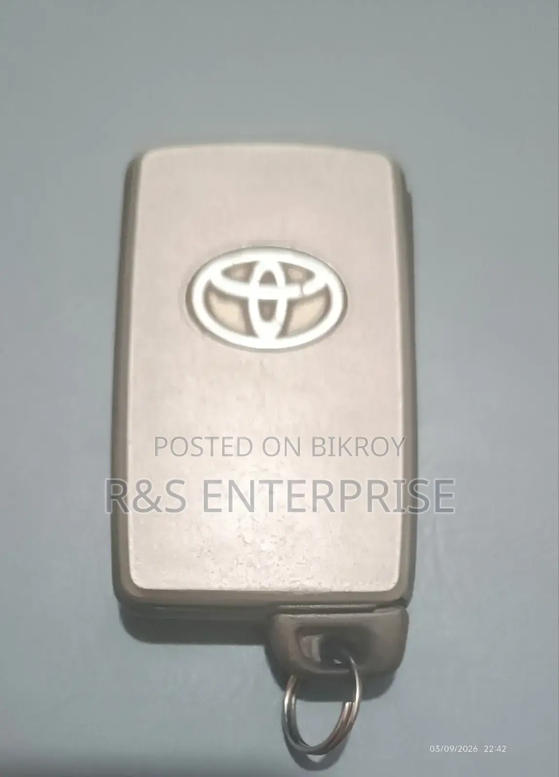 X Moah Keys