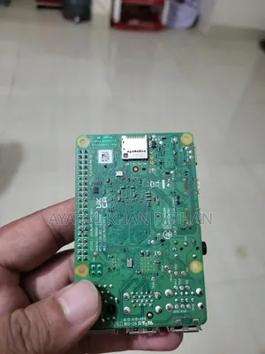 Raspberry Pi 4 Model B With  Bluetooth Controller and Battery