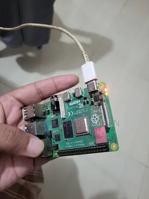 Raspberry Pi 4 Model B With  Bluetooth Controller and Battery