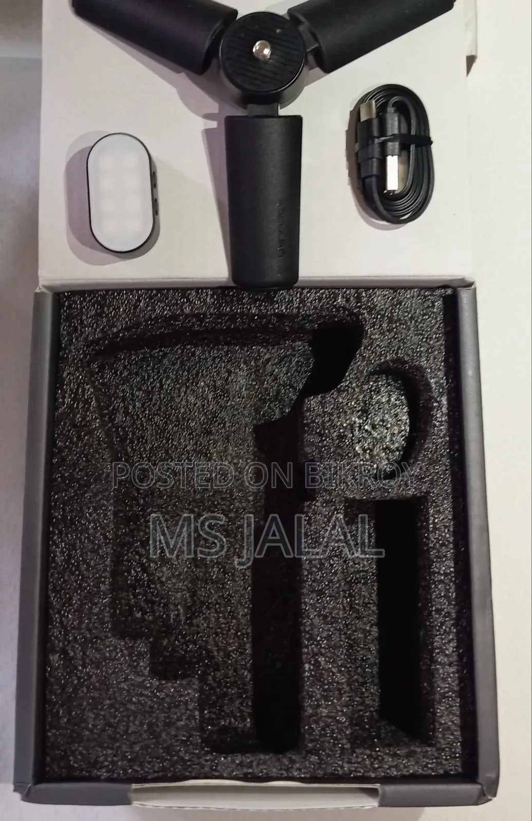 AOCHUAN Smart XE 3-Axis Smartphone Stabilizer