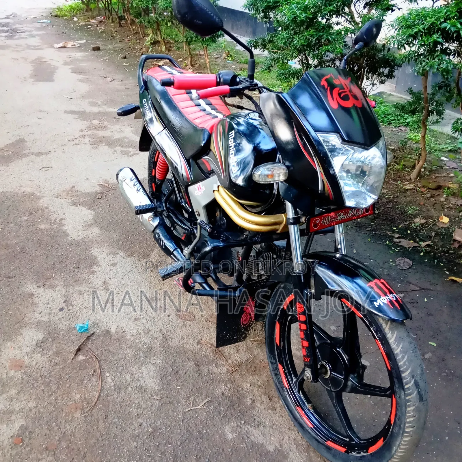 Mahindra Centuro 2016 Black