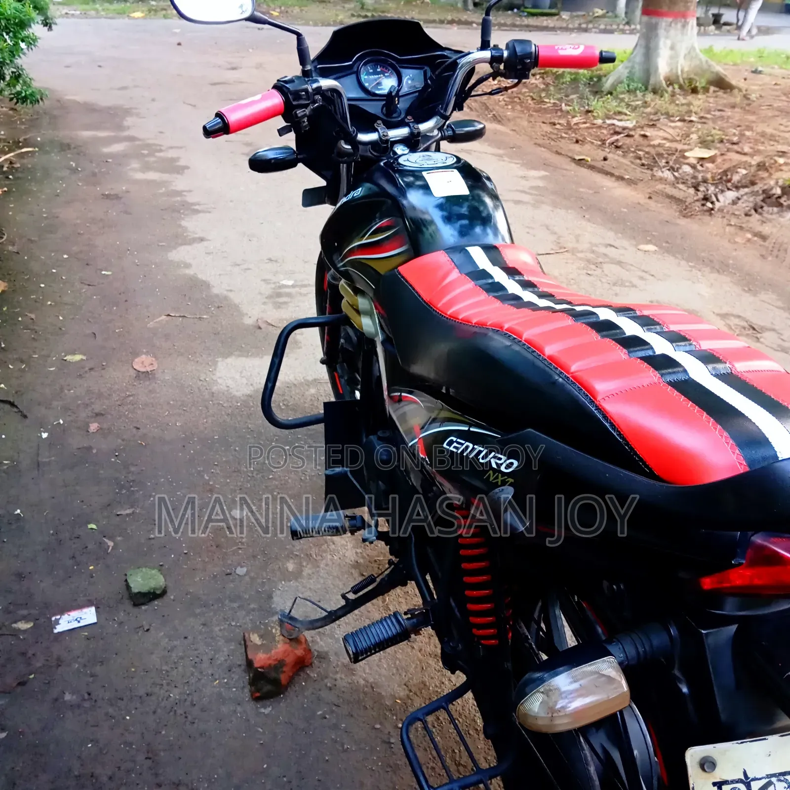 Mahindra Centuro 2016 Black