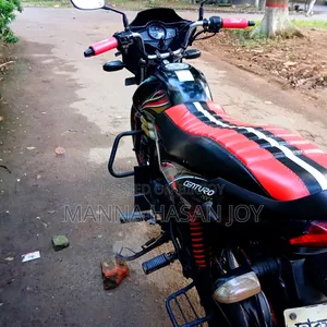 Mahindra Centuro 2016 Black