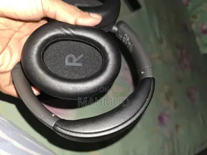 Earfun Wave Pro(fullboxed Like New)