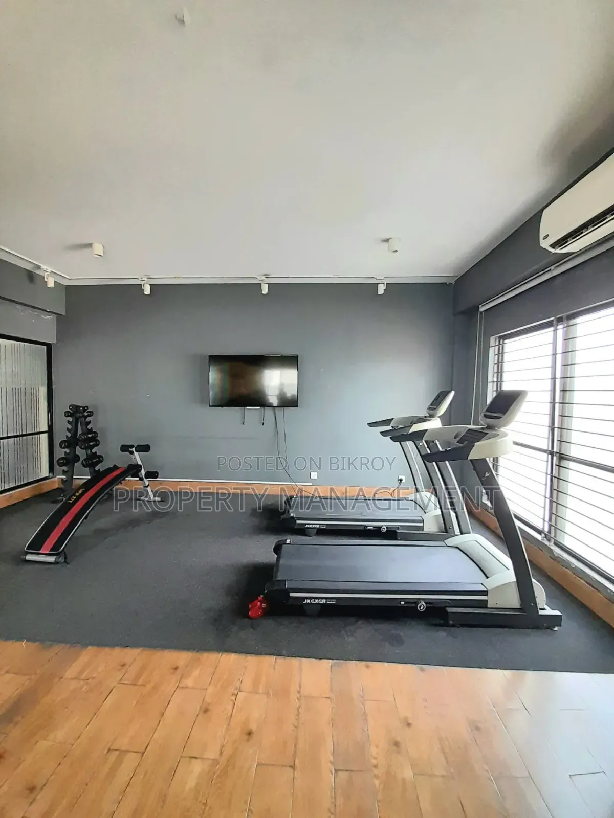 4bdrm Duplex in Gulshan for rent