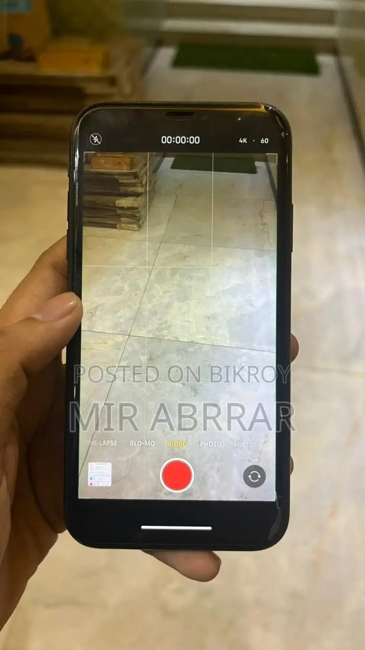 Apple iPhone XR 64 GB Black