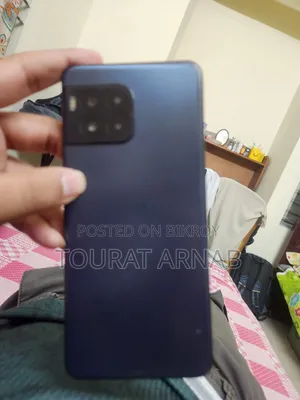টি-মোবাইল ৮ জিবি ব্লু