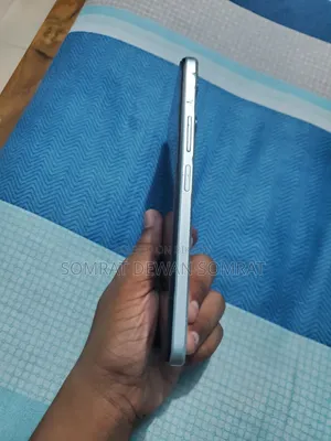 Vivo Y18 128 GB
