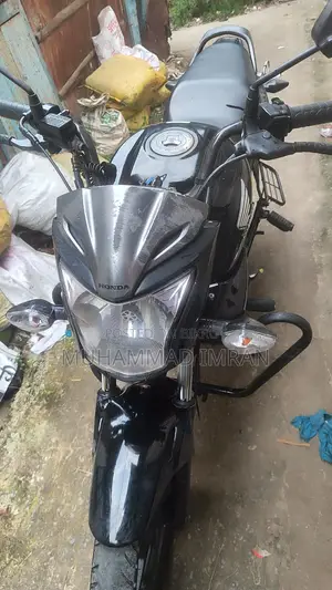 Honda CB 2017 Black