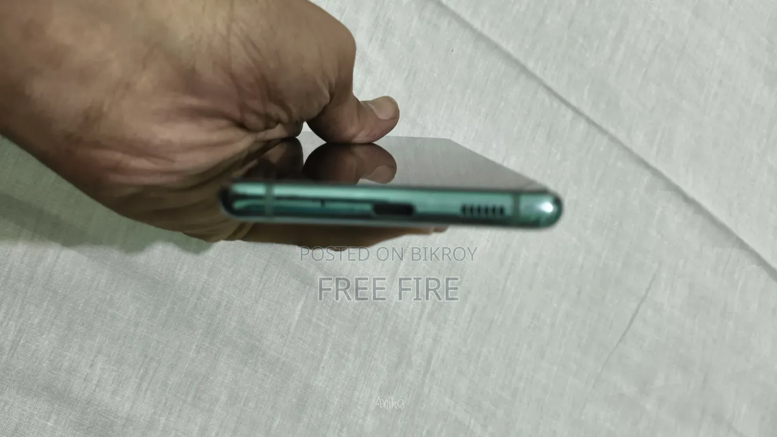 New Samsung Galaxy S20 FE 128 GB Blue
