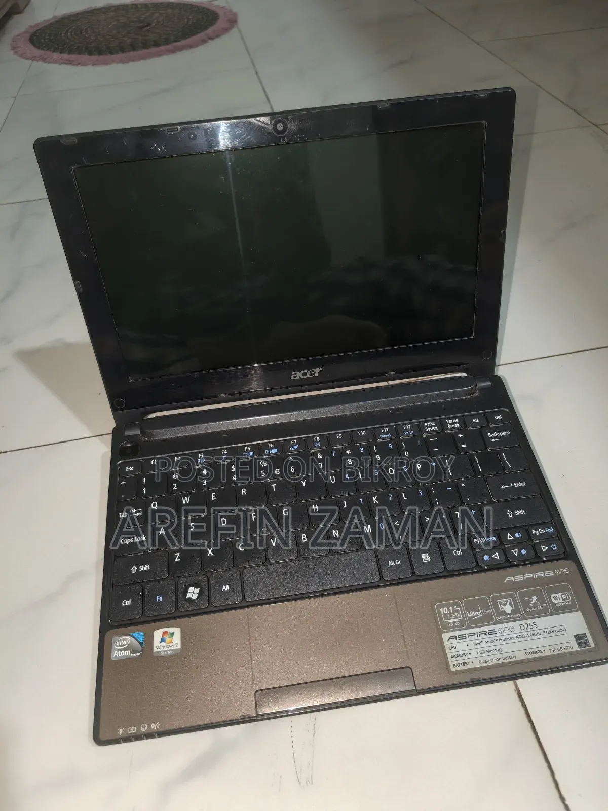 Laptop Acer Aspire 1 1GB Intel Atom HDD 250GB