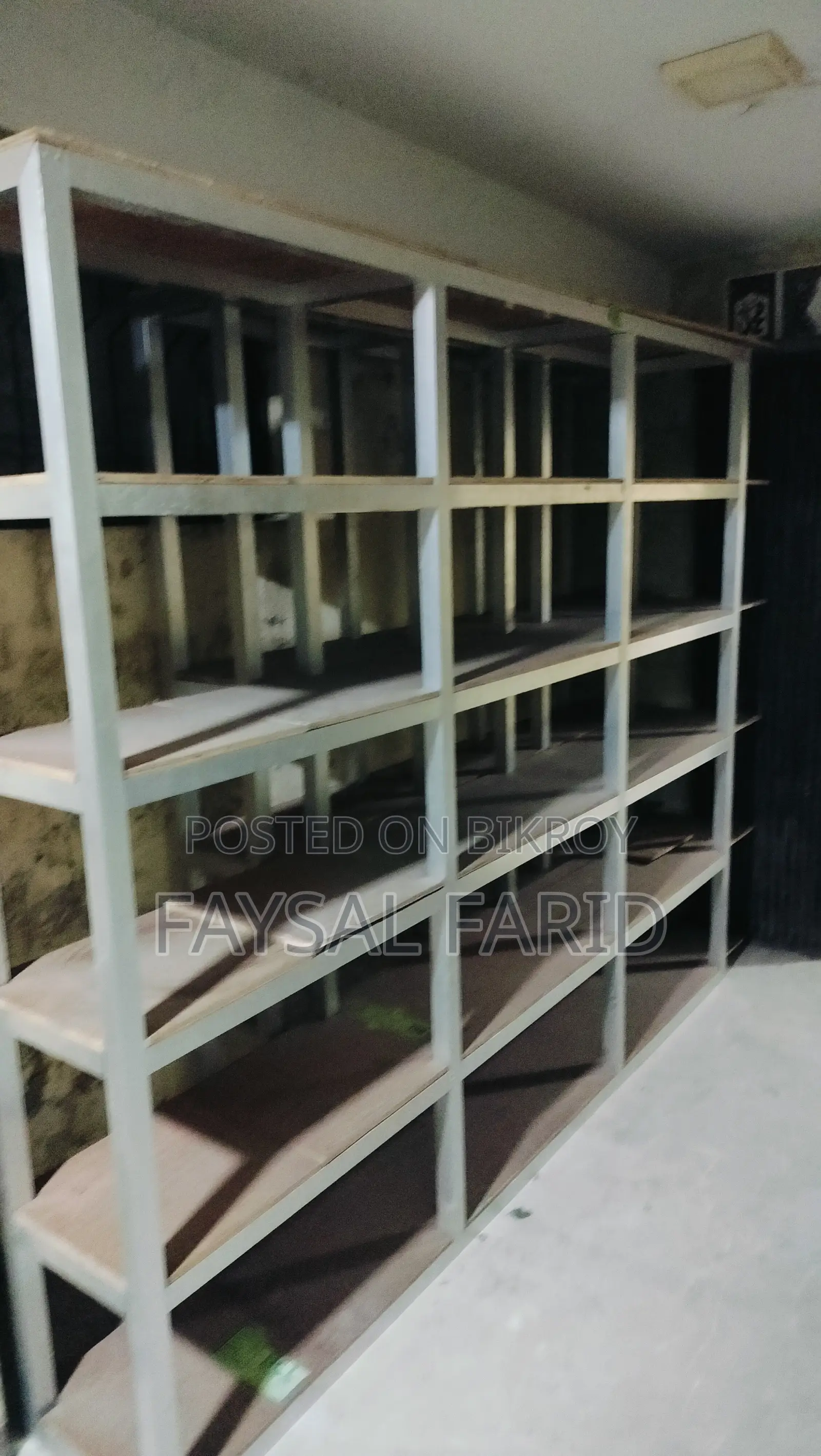দোকানের এলুমিনিয়াম রেক