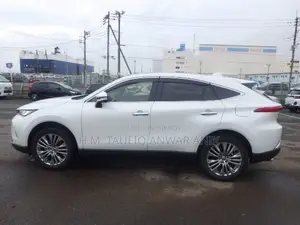 Toyota Harrier 2.5 Hybrid 2021 Pearl