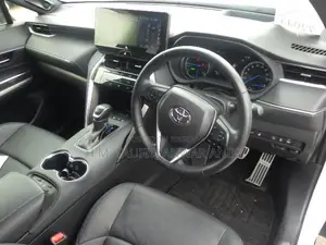 Toyota Harrier 2.5 Hybrid 2021 Pearl