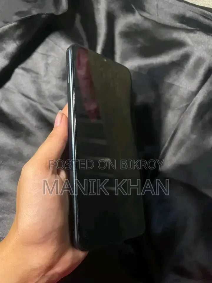 Vivo Y30 128 GB Gold