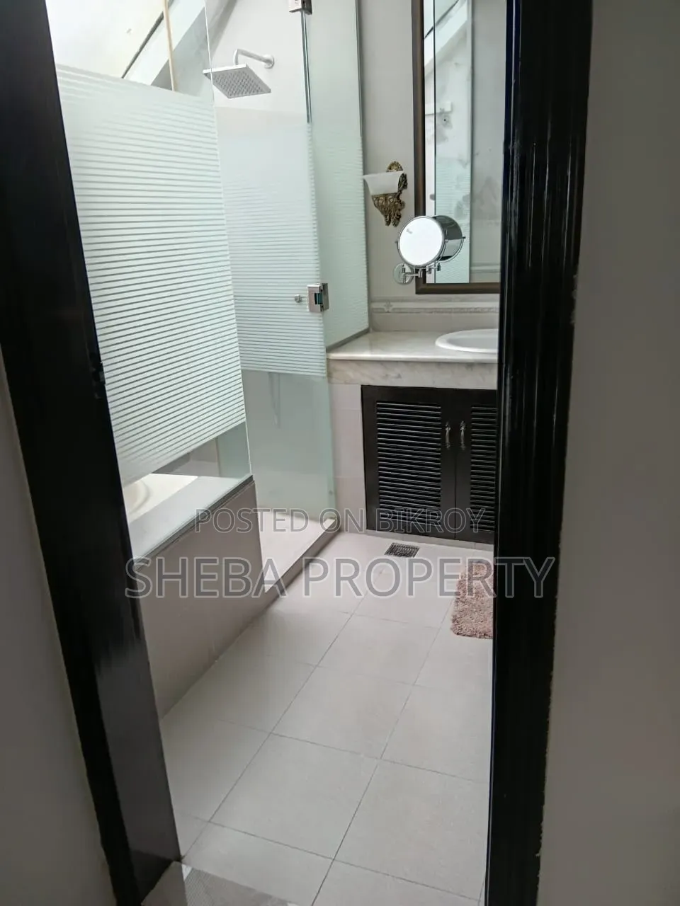 Furnished 5bdrm Apartment in Gulshan for rent