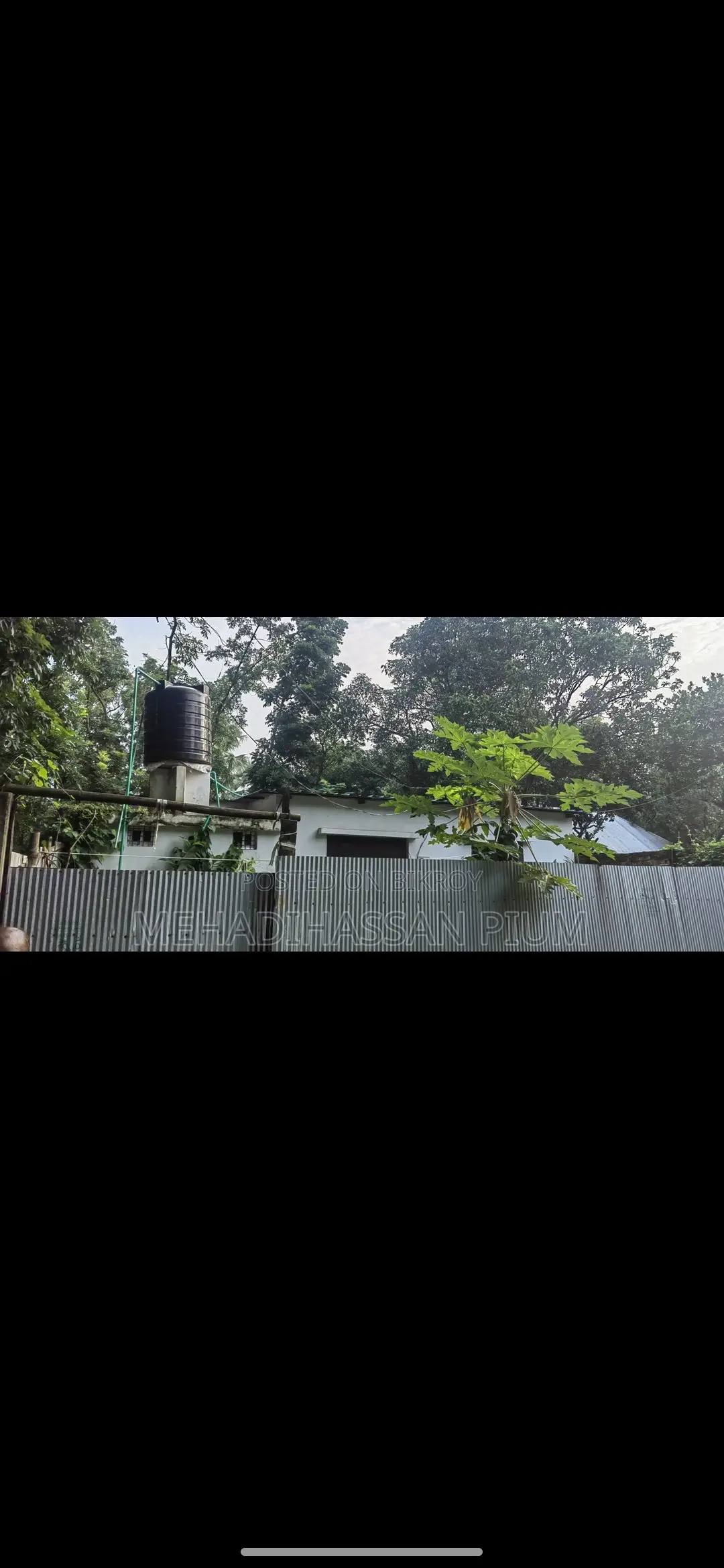 ৩ শতাংশ ৫০ পয়েন্ট জমি সেমি পাকা বাড়ি ৩ রুম ৩টা বাথরুম।