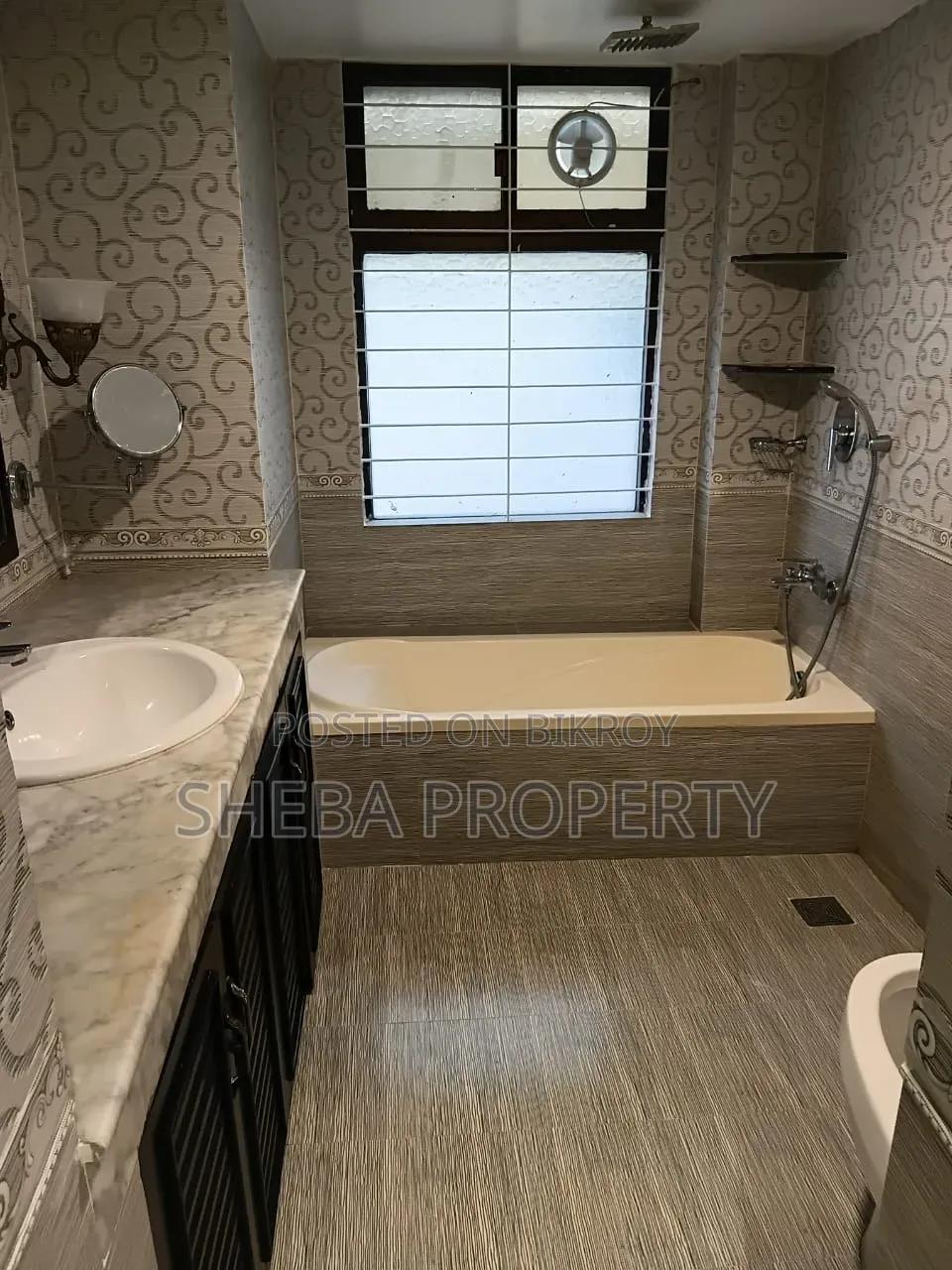 Furnished 5bdrm Apartment in Gulshan for rent