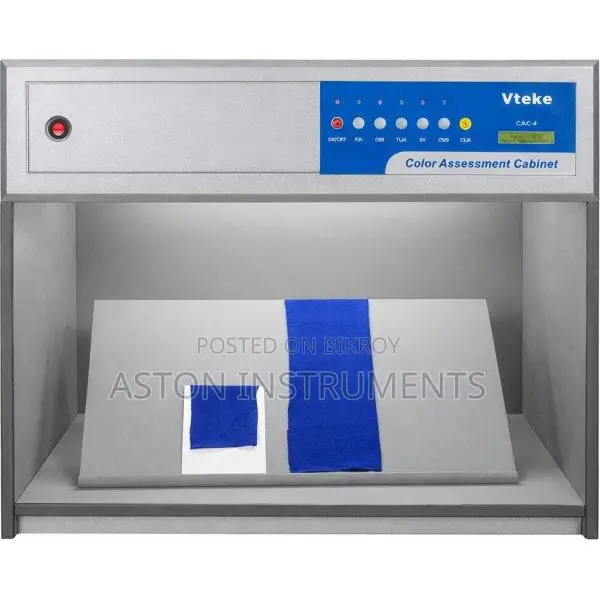 Vteke CAC60-6 2-Feet Color Assessment Cabinet