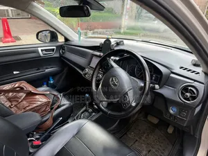 Toyota Axio 1.5 Hybrid G 2WD 2016 Beige