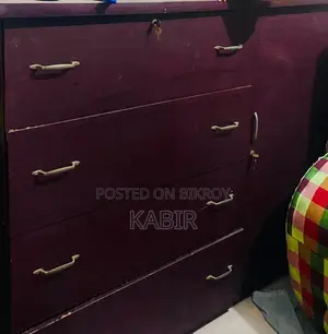 Wardrobe/ Almira/ Cabinet