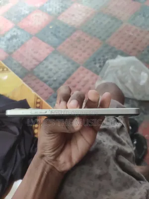Realme Narzo N53 128 GB Gold