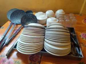 হোটেলের জন্য সমস্ত মালামাল গুলো বিক্রি হবে