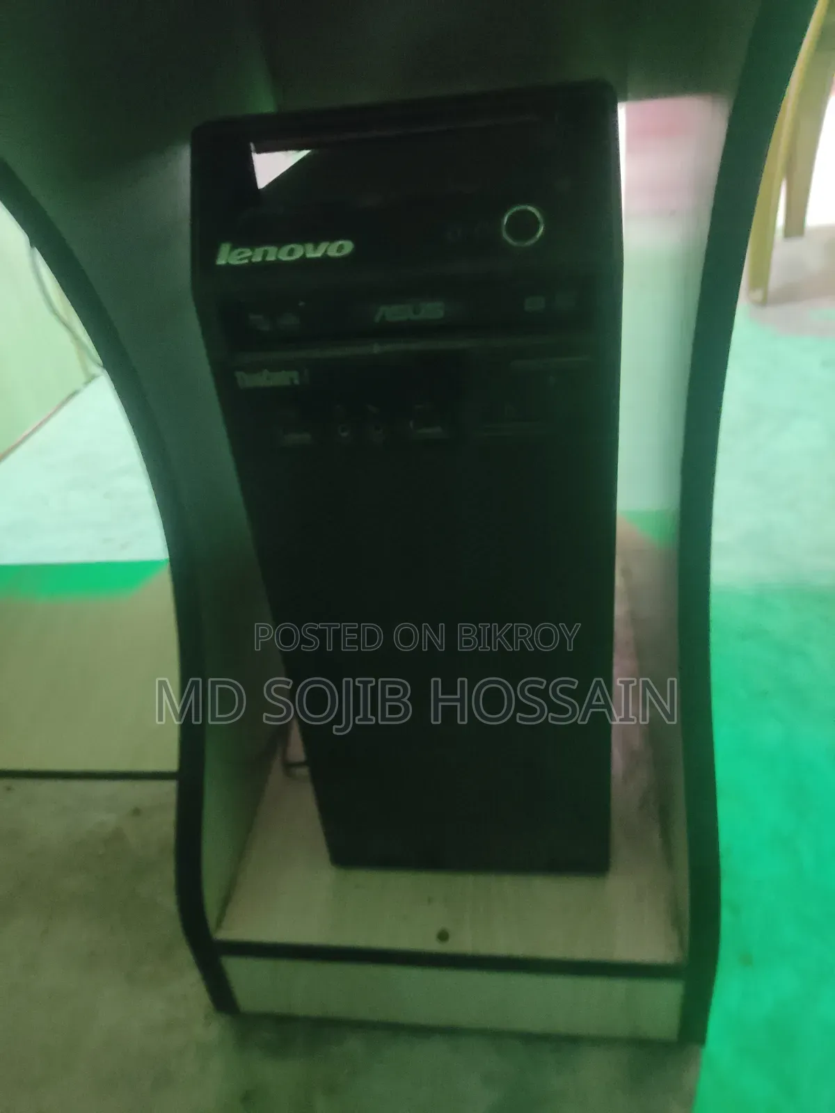 Desktop Computer Lenovo 4GB Intel Core i3 SSD 256GB