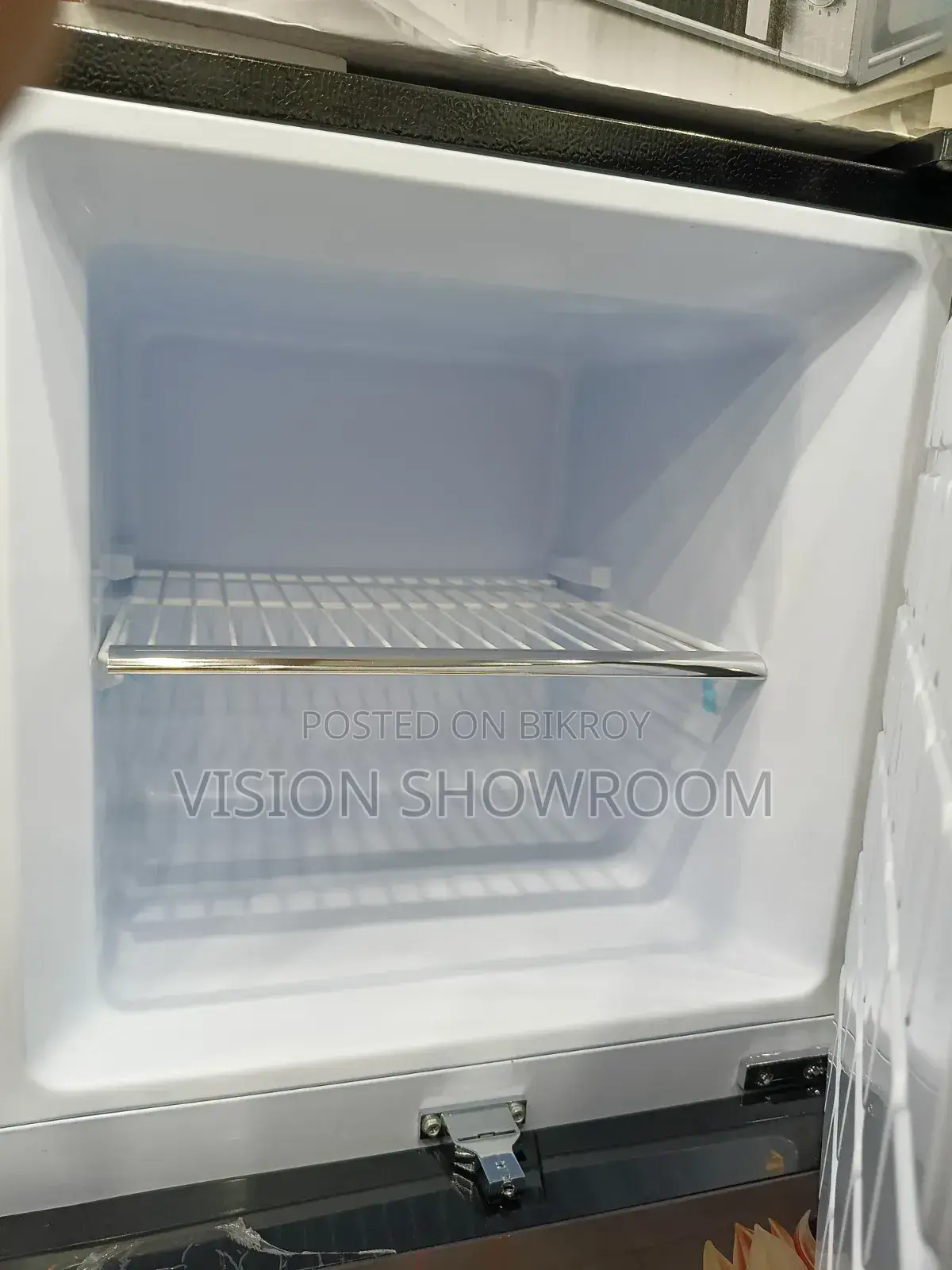 VISION Refrigerator 150 Liter