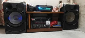 Sony Shake- X70D