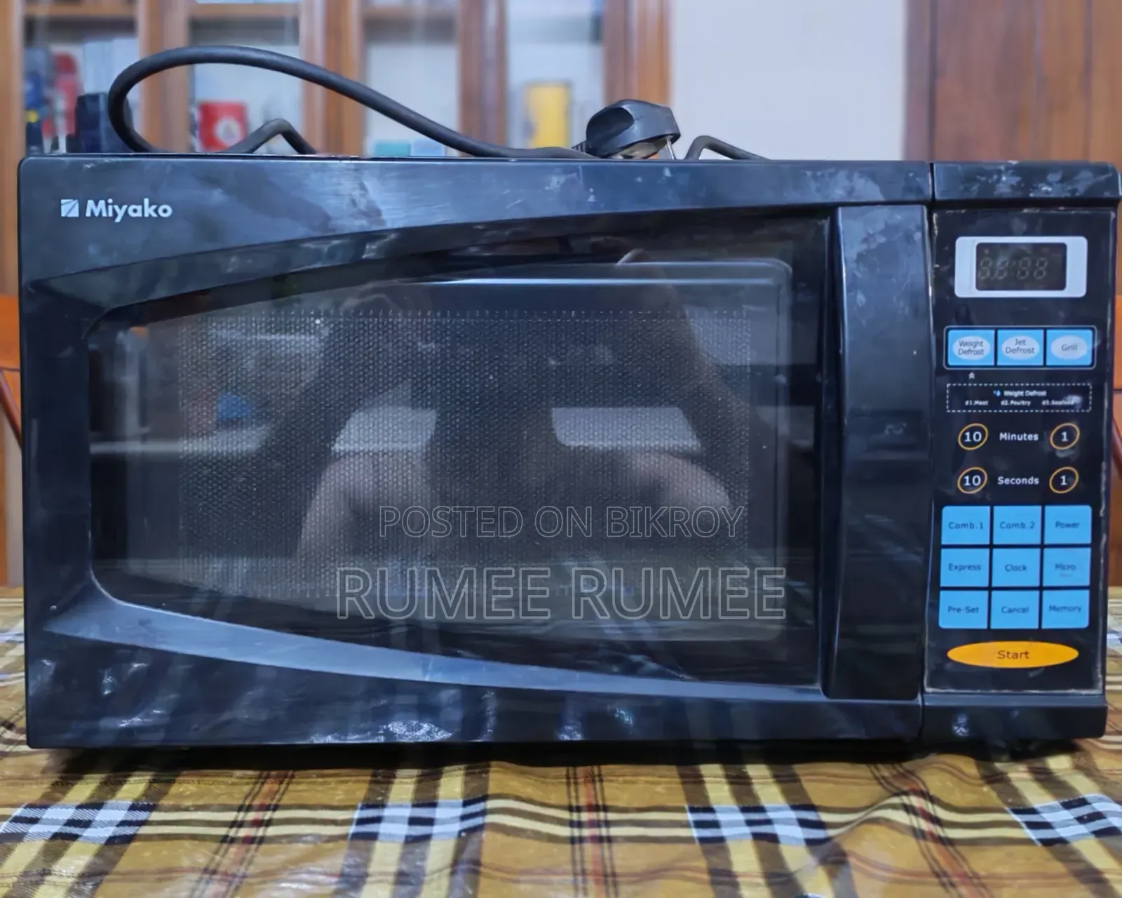 Miyako 20-Liter Microwave Oven