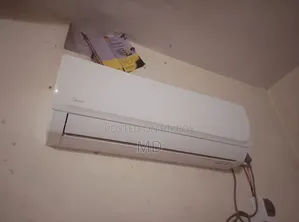 Midea AC R410