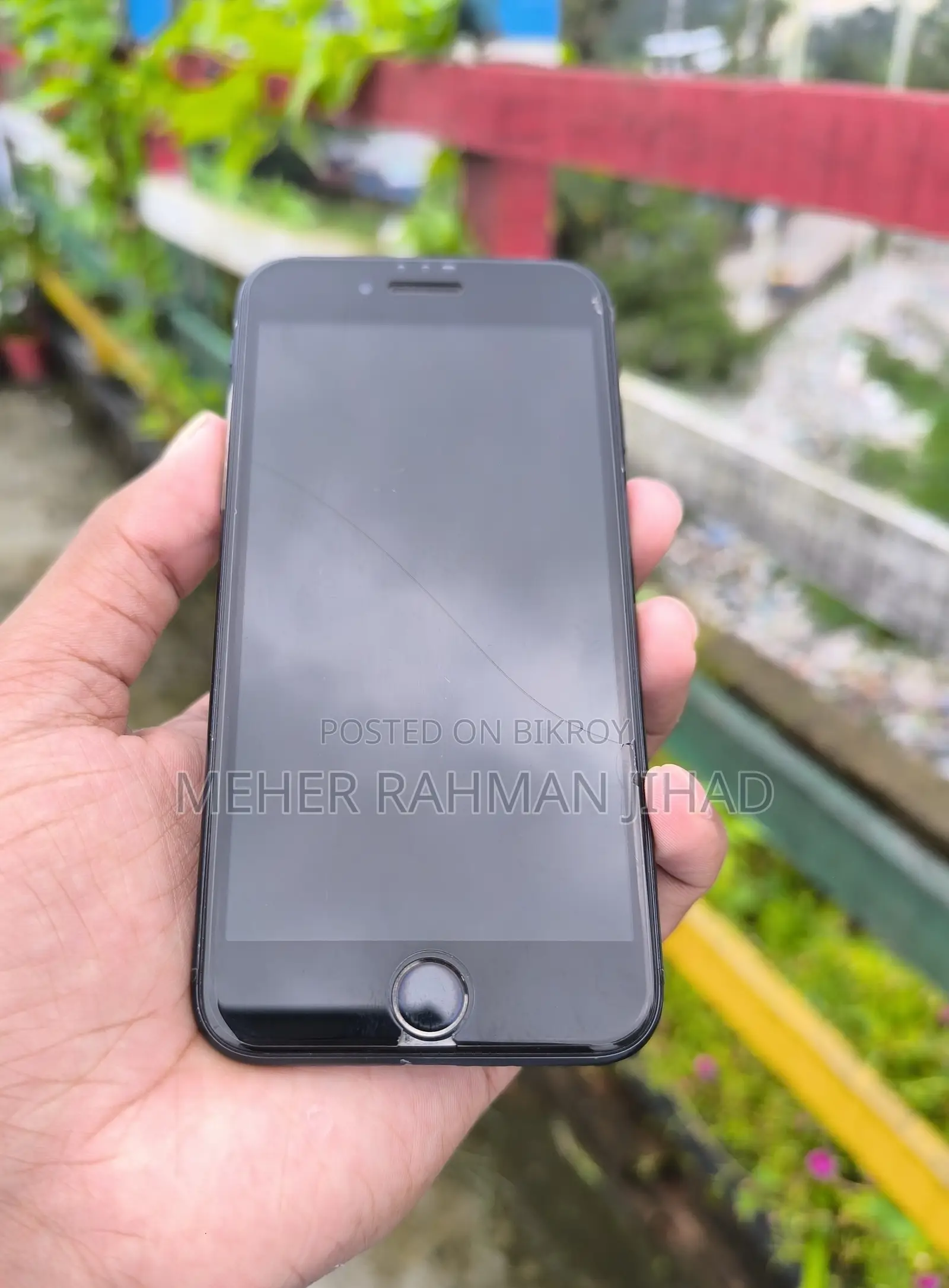 Apple iPhone SE (2020) 64 GB Black