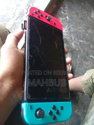 নিন্টেন্ডো সুইচ ভি১ + জয়-কন + কার্স ৩ গেম কার্ড