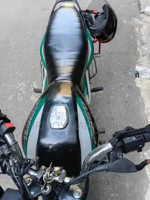 Bajaj Discover 110 2022 Green