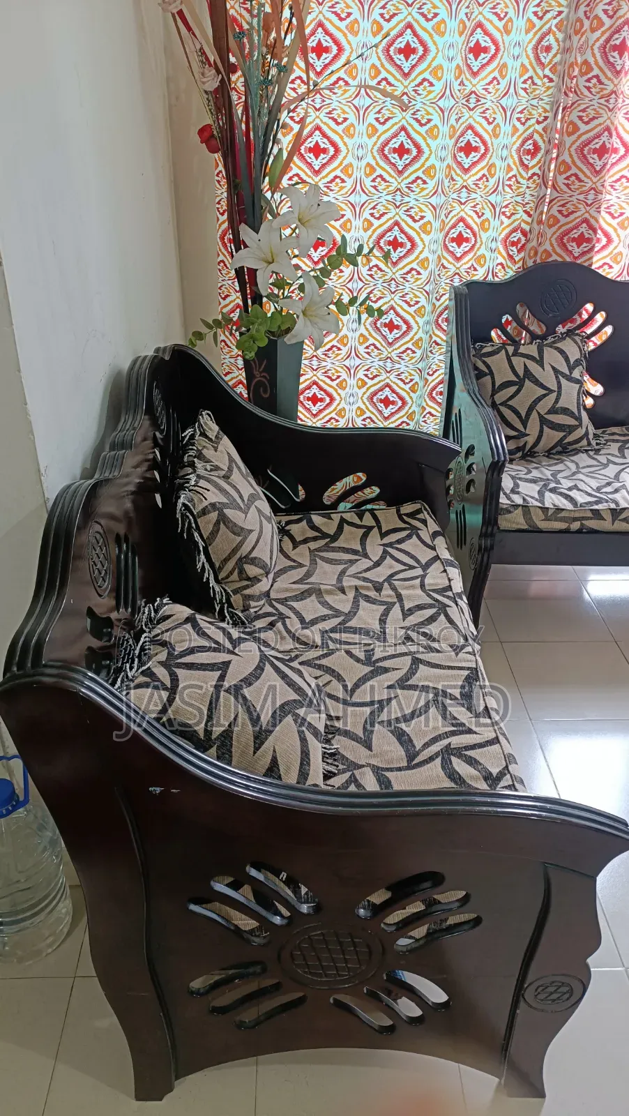 ওক কাঠের সোফা