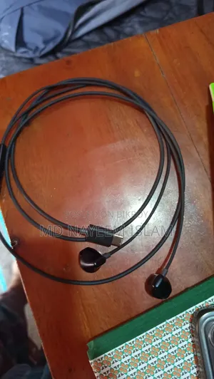 ৩ দিন হয়েছে কিনেছি ভালো মানের হেডফোন