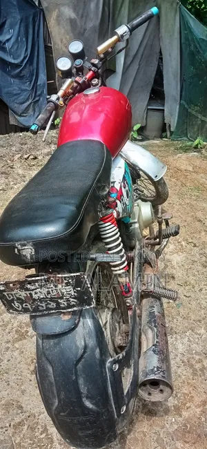 Honda 1990 Red