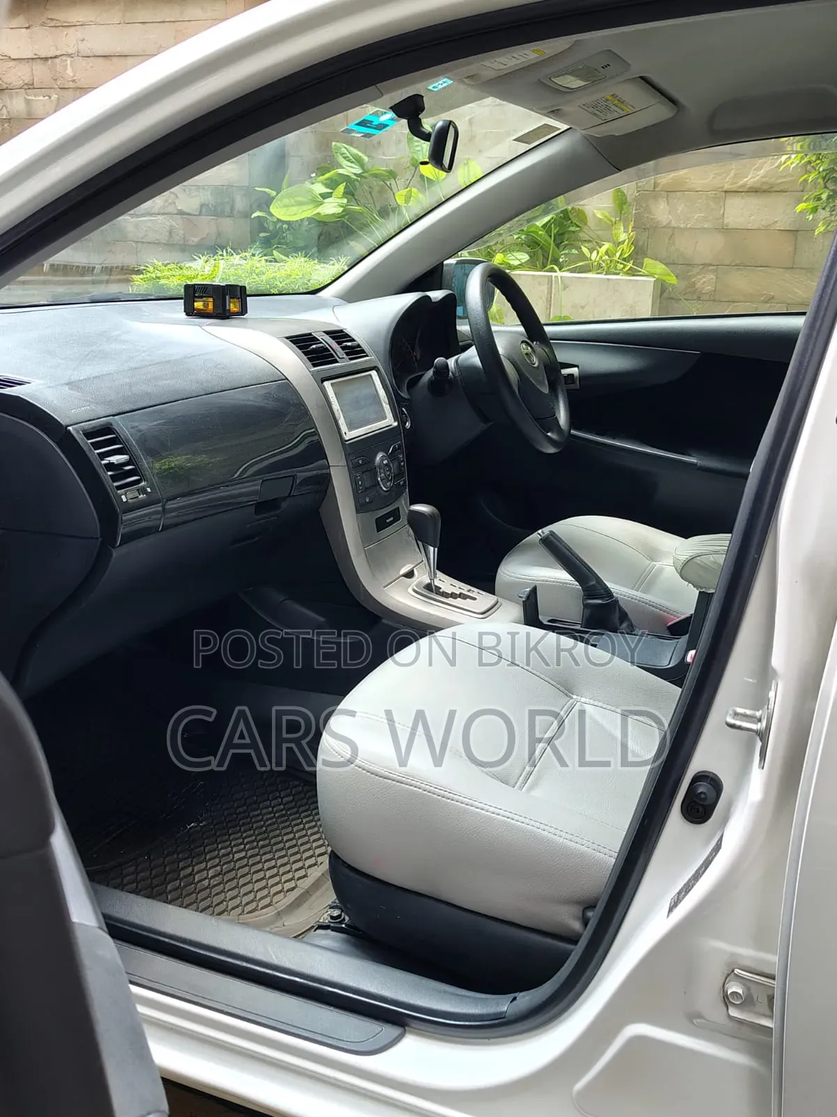 Toyota Corolla Fielder 2011 White