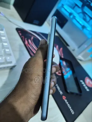 Vivo Y21 64 GB Blue