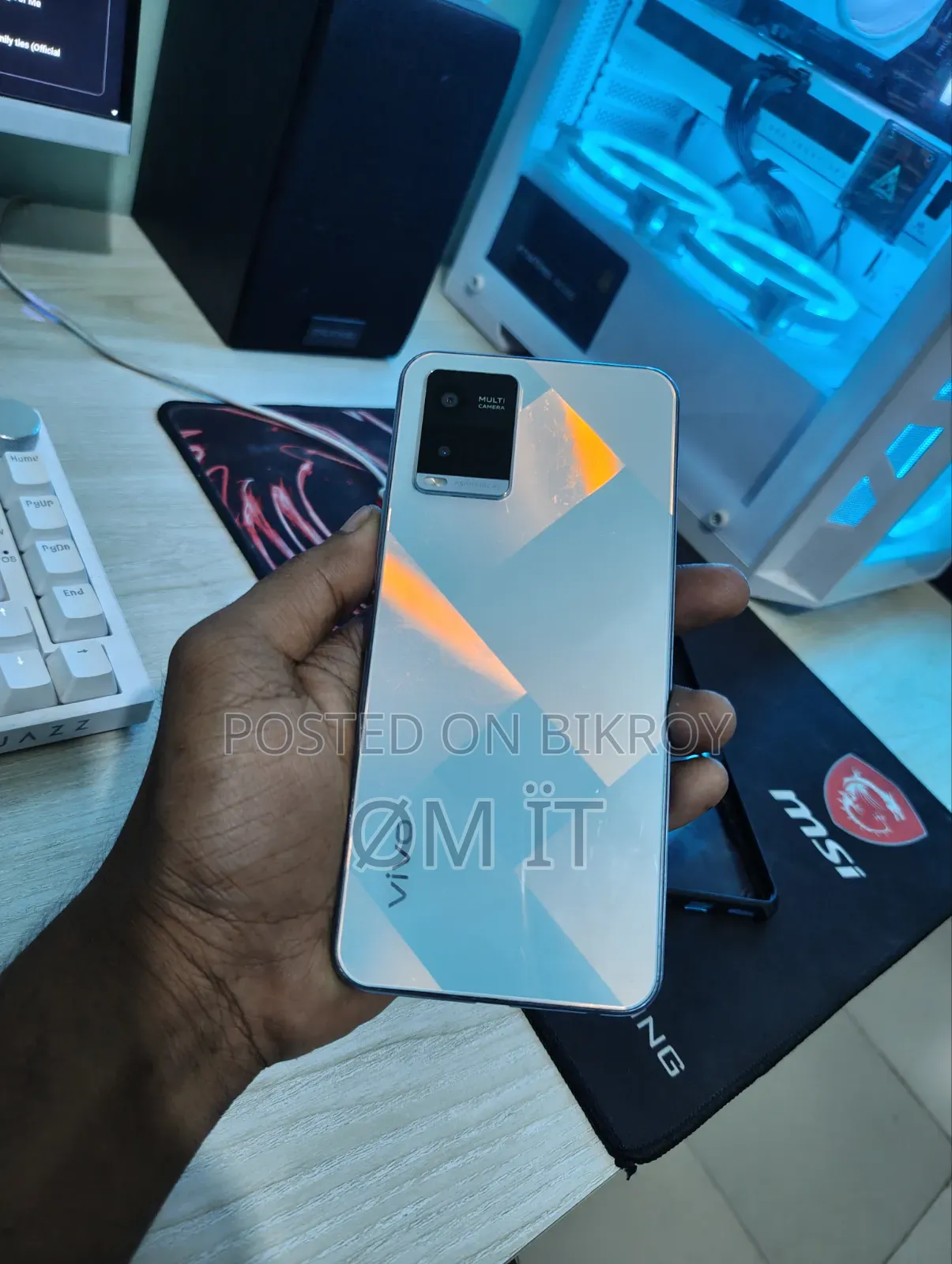 Vivo Y21 64 GB Blue