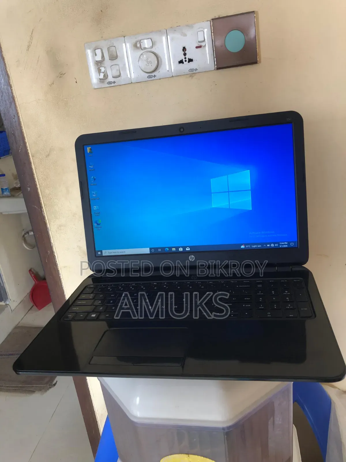 Laptop HP 250 G4 4GB RAM Intel Pentium 350GB SSD