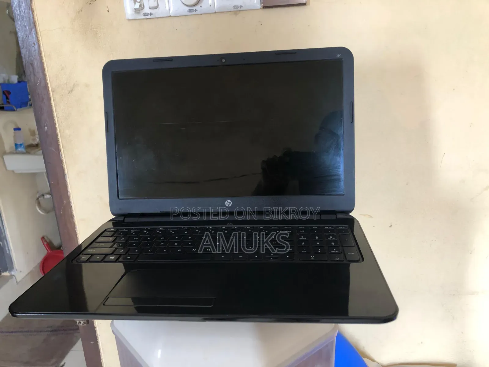 Laptop HP 250 G4 4GB RAM Intel Pentium 350GB SSD