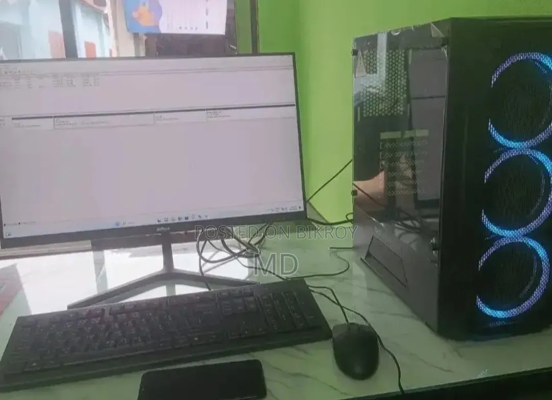 Desktop Computer 8GB Intel Core i5 SSD 256GB