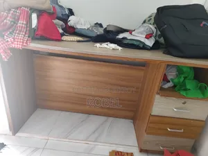 Boss Table