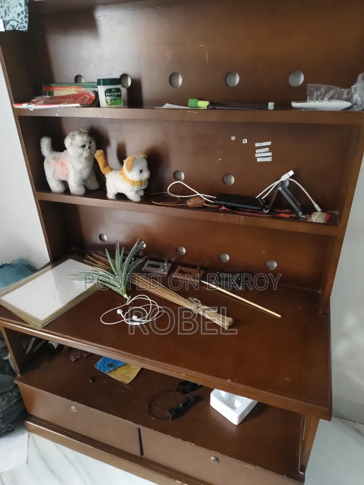 Furniture Tak