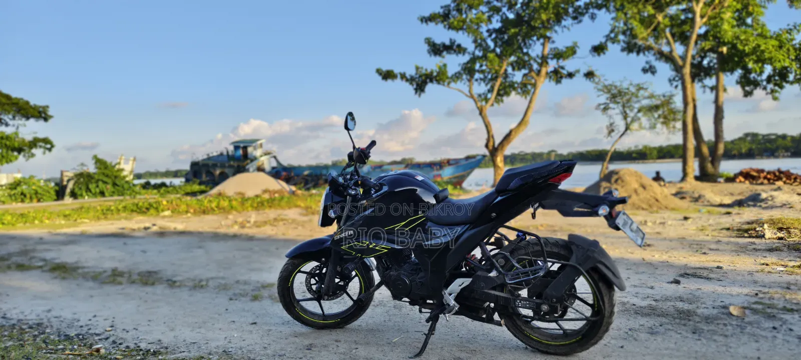New Suzuki Gixxer 2024 Black