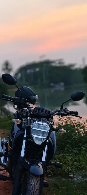 New Suzuki Gixxer 2024 Black
