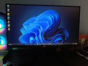 Desktop Computer 16GB AMD Ryzen 5 SSD 256GB