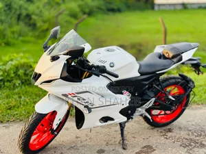 Yamaha R1 2024 White